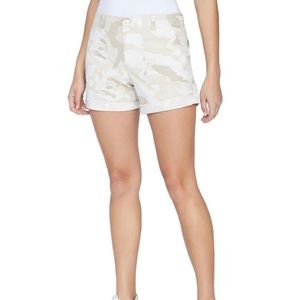 Sanctuary Camo Cargo Shorts in Cream